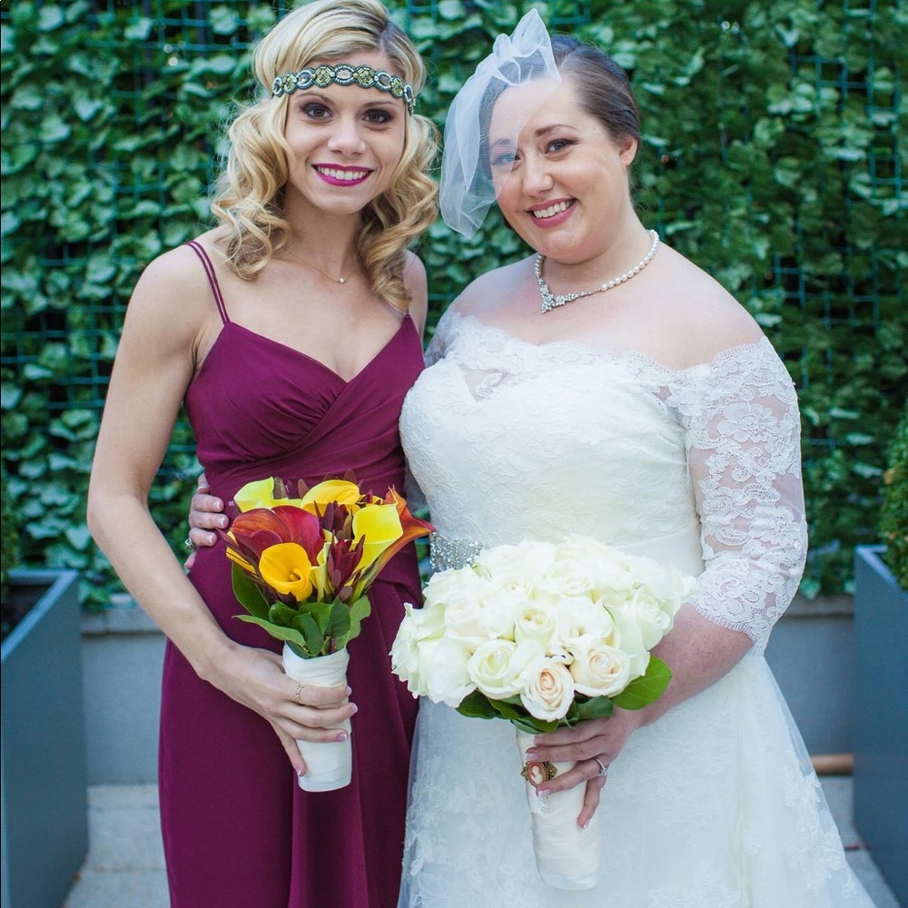 🎉SALE! Short, burgundy Bridesmaid Dress
